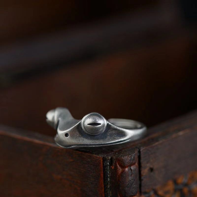 Retro Distressed Frog Ring For - Men Accessories Drawing ulasan dan harga